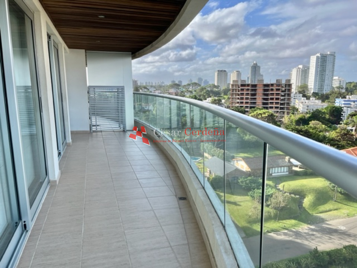 Apartamento ID.1651 - VENTA - Oportunidad 3 DORMITORIOS en zona Brava