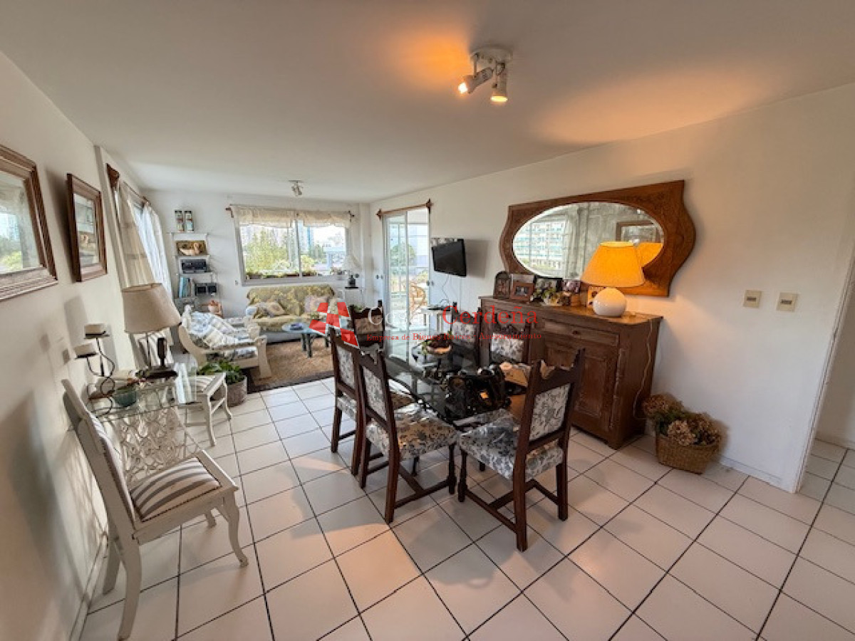 Apartamento ID.1963 - VENTA - Apartamento en Mansa, esquinero 3 dormitorios + parrillero propio