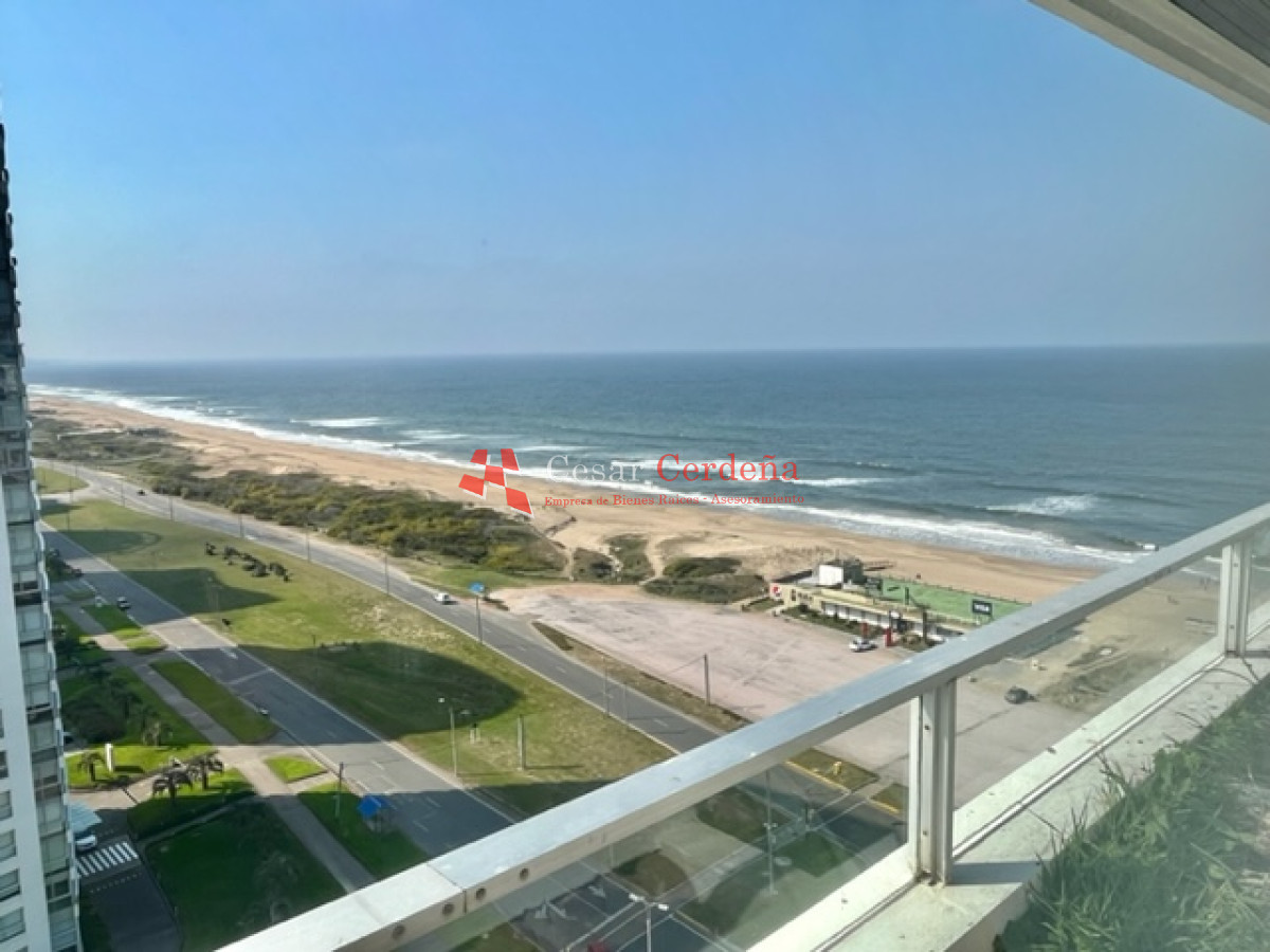 Apartamento ID.1697 - VENTA - Piso alto, gran planta, 3 dormitorios totalmente reciclado