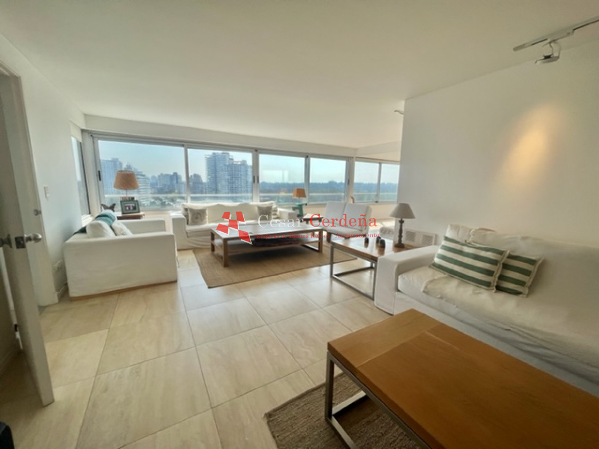 Apartamento ID.1697 - VENTA - Piso alto, gran planta, 3 dormitorios totalmente reciclado