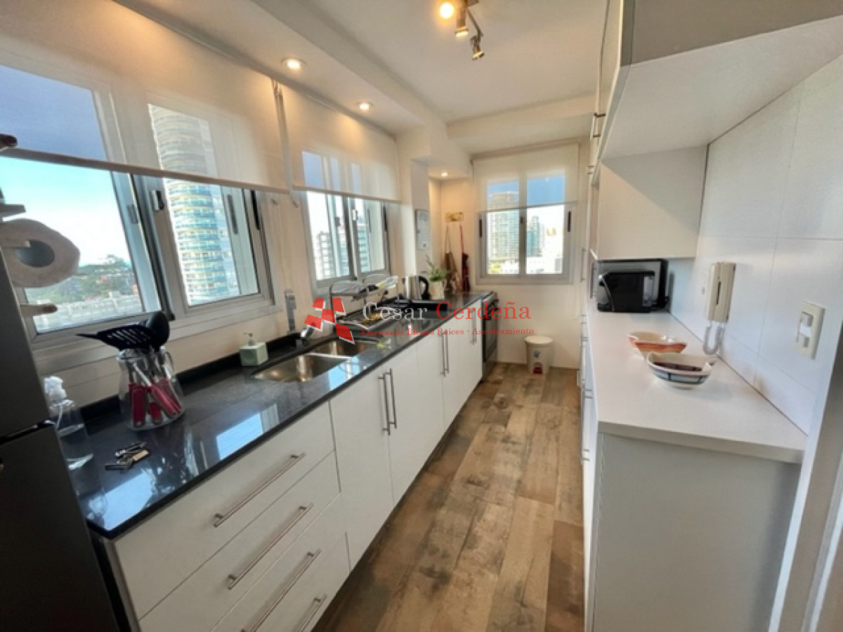 Apartamento ID.1664 - VENTA - Apartamento en Mansa, esquinero 3 dormitorios + parrillero propio