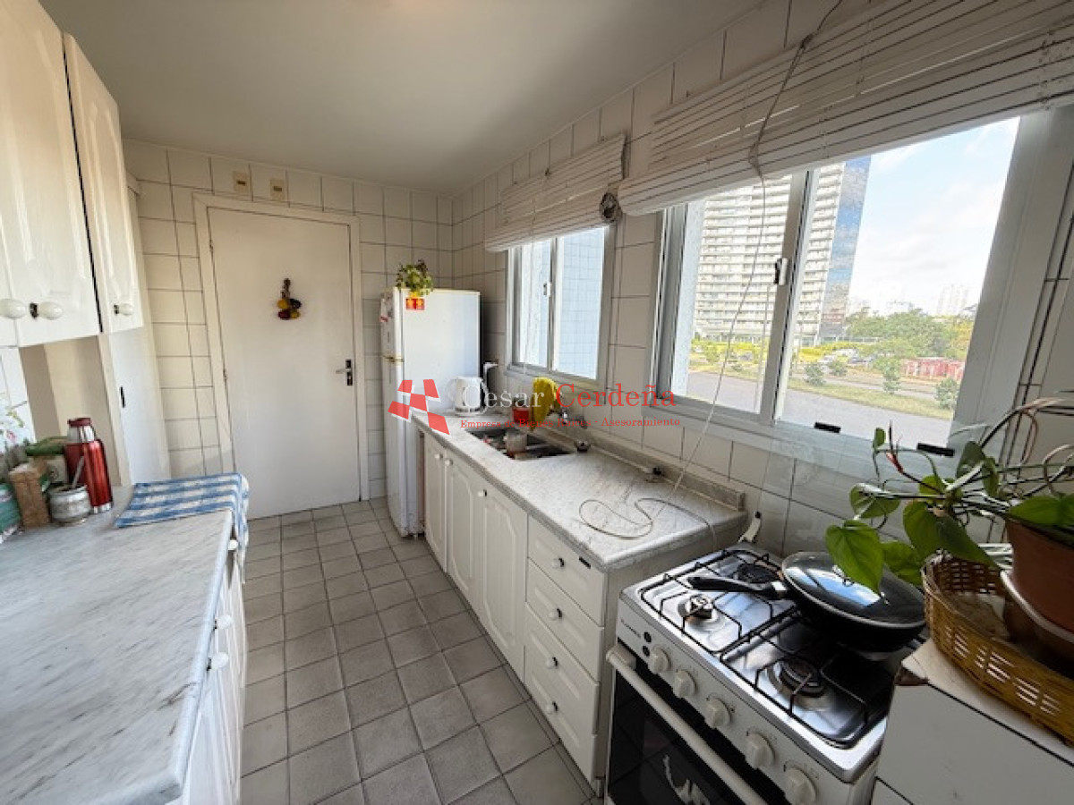 Apartamento ID.1963 - VENTA - Apartamento en Mansa, esquinero 3 dormitorios + parrillero propio
