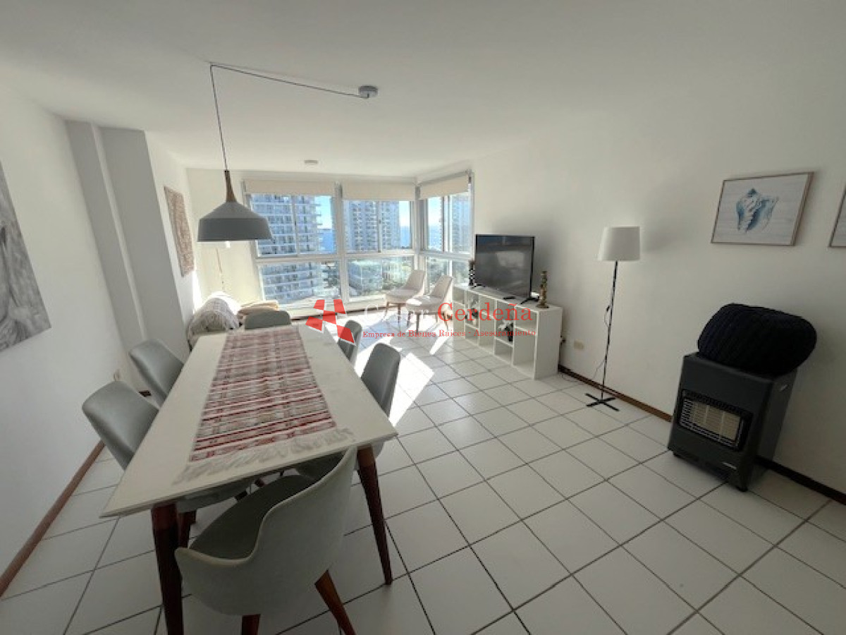 Apartamento ID.885 - VENTA - Apartamento en Mansa, DUPLEX 3 dormitorios + parrillero propio