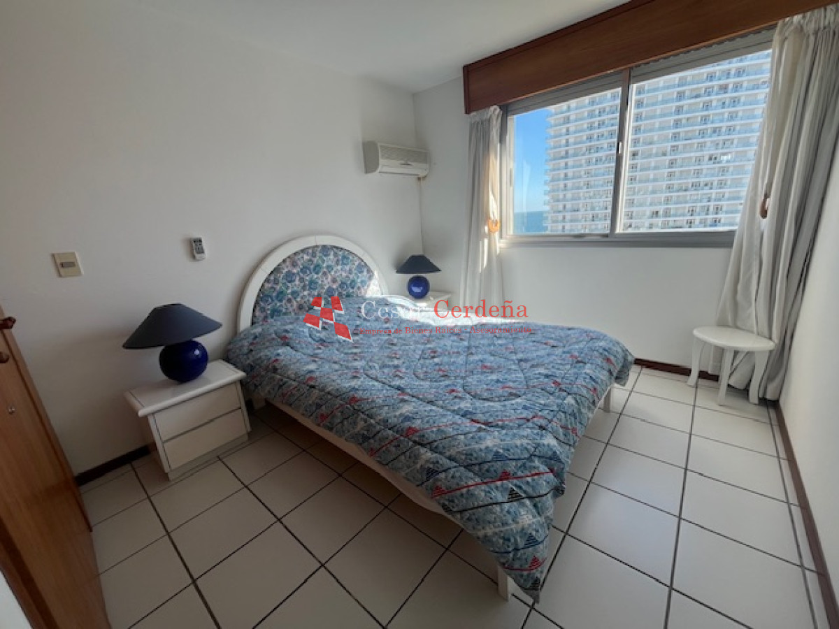 Apartamento ID.1924 - VENTA - Apartamento en Mansa, DUPLEX 2 dormitorios + parrillero propio