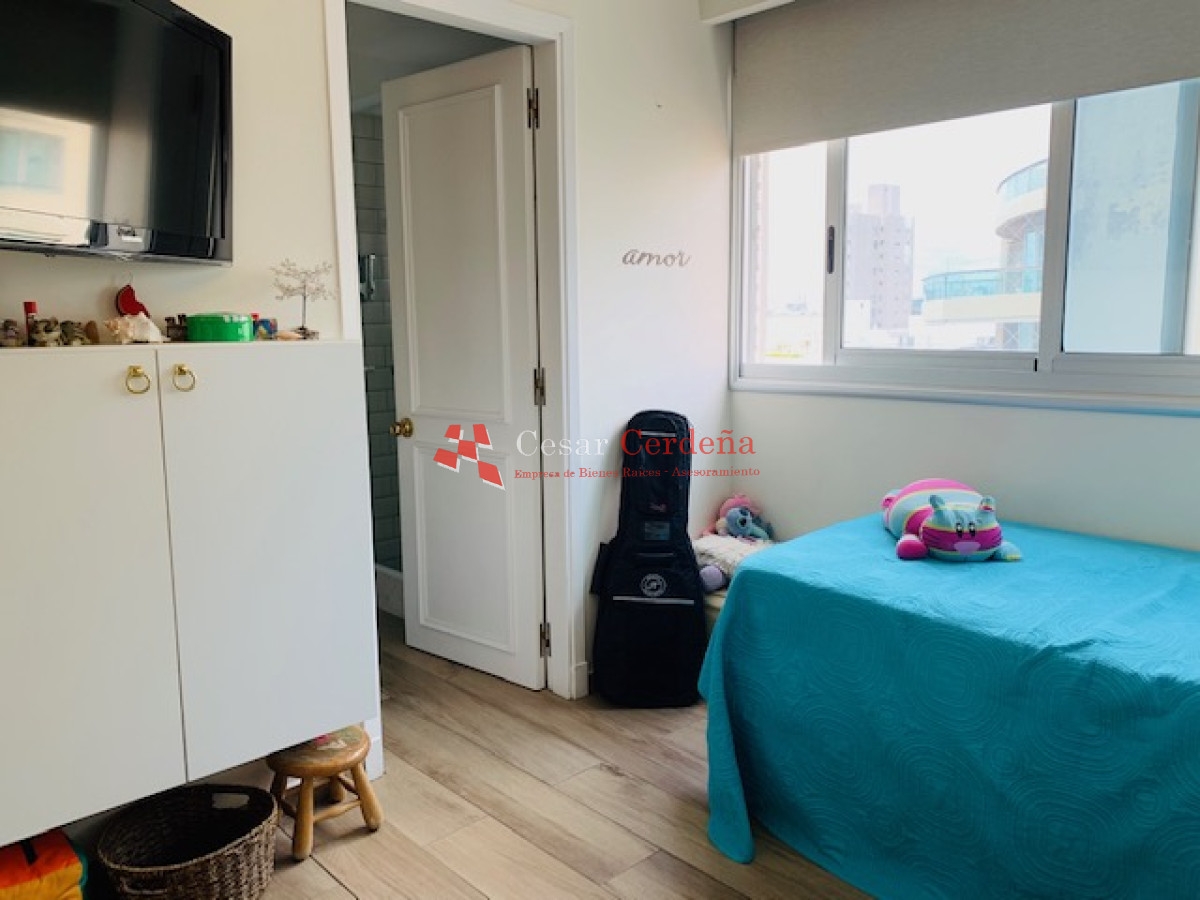 Apartamento ID.117 - VENTA - Exclusivo apartamento en venta - primera linea a los yates y la bahía de Punta del Este