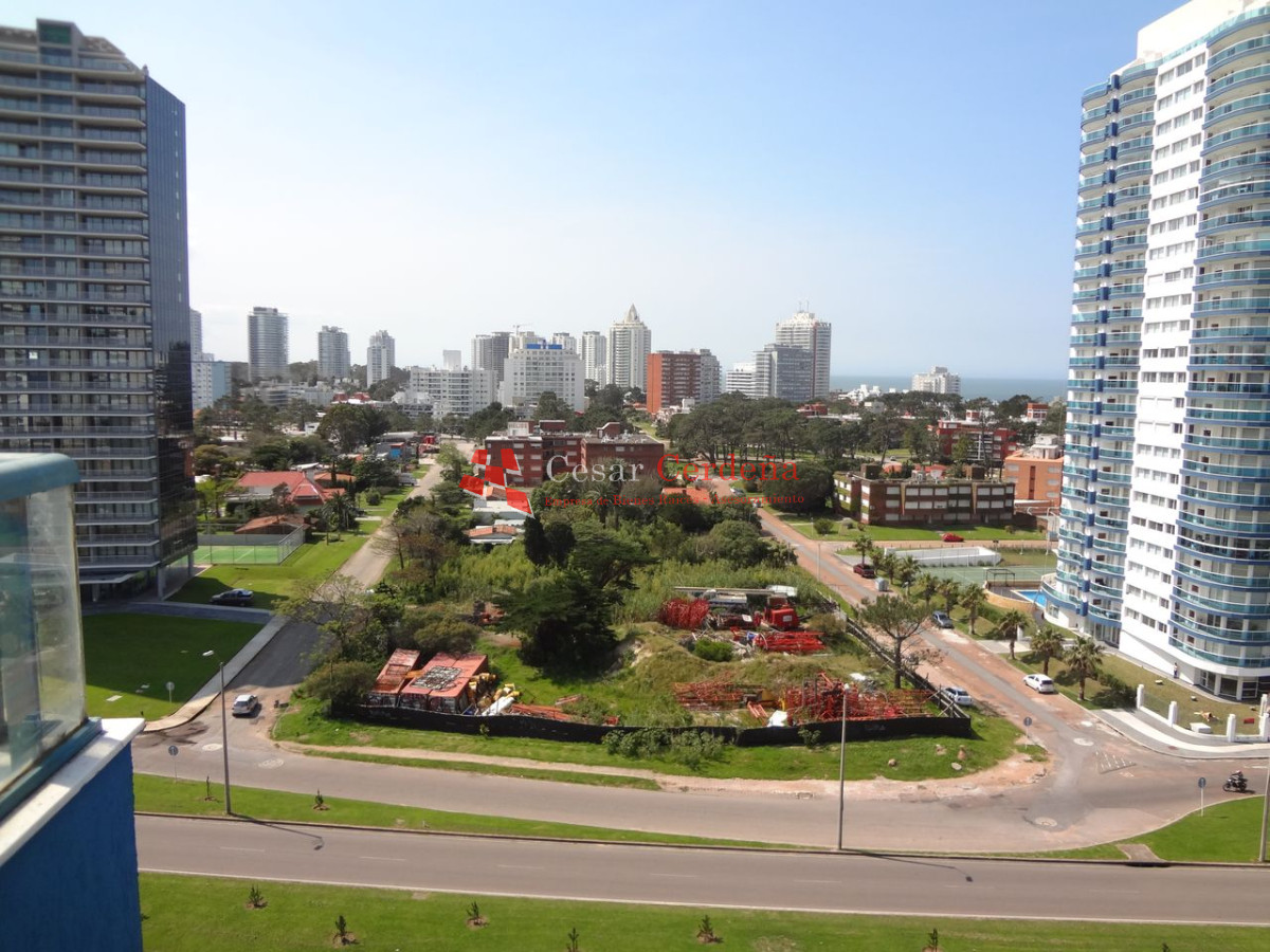 Apartamento ID.885 - VENTA - Apartamento en Mansa, DUPLEX 3 dormitorios + parrillero propio