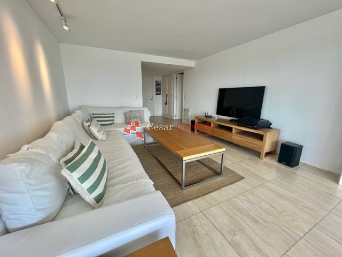 Apartamento ID.1697 - VENTA - Piso alto, gran planta, 3 dormitorios totalmente reciclado