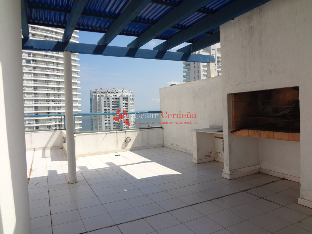 Apartamento ID.885 - VENTA - Apartamento en Mansa, DUPLEX 3 dormitorios + parrillero propio