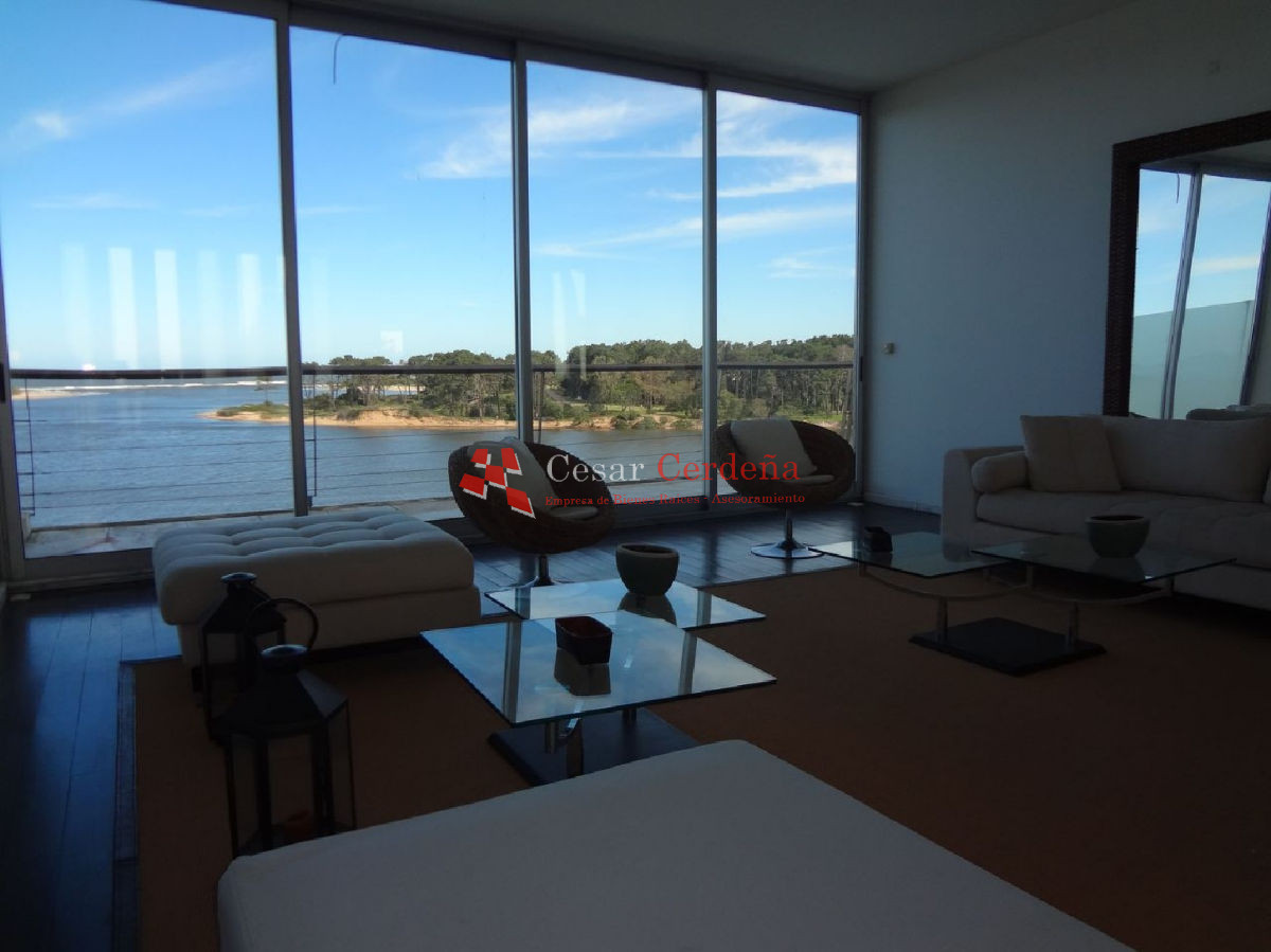 Apartamento ID.444 - ESPECTACULAR PENTHOUSE DUPLEX EN ALQUILER Y VENTA
