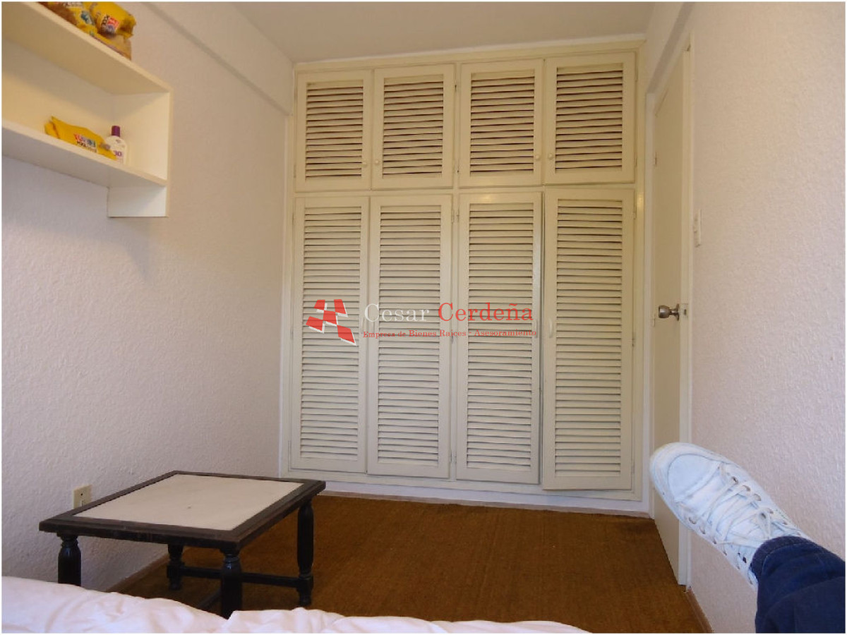 Apartamento ID.696 - VENTA - 3 dormitorios al frente, playa mansa