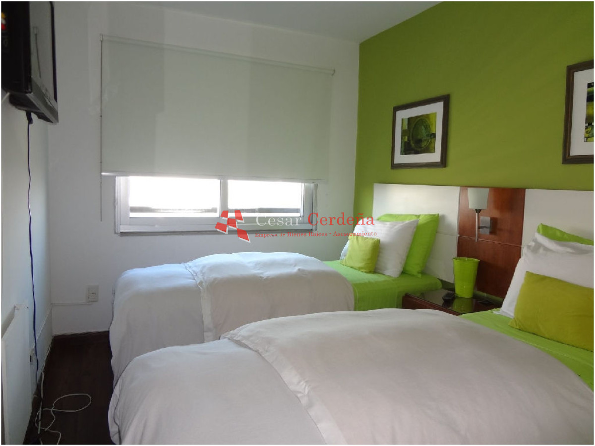 Apartamento ID.847 - Apartamento venta sobre avenida Roosevelt, 3 dormitorios, vistas plenas al mar