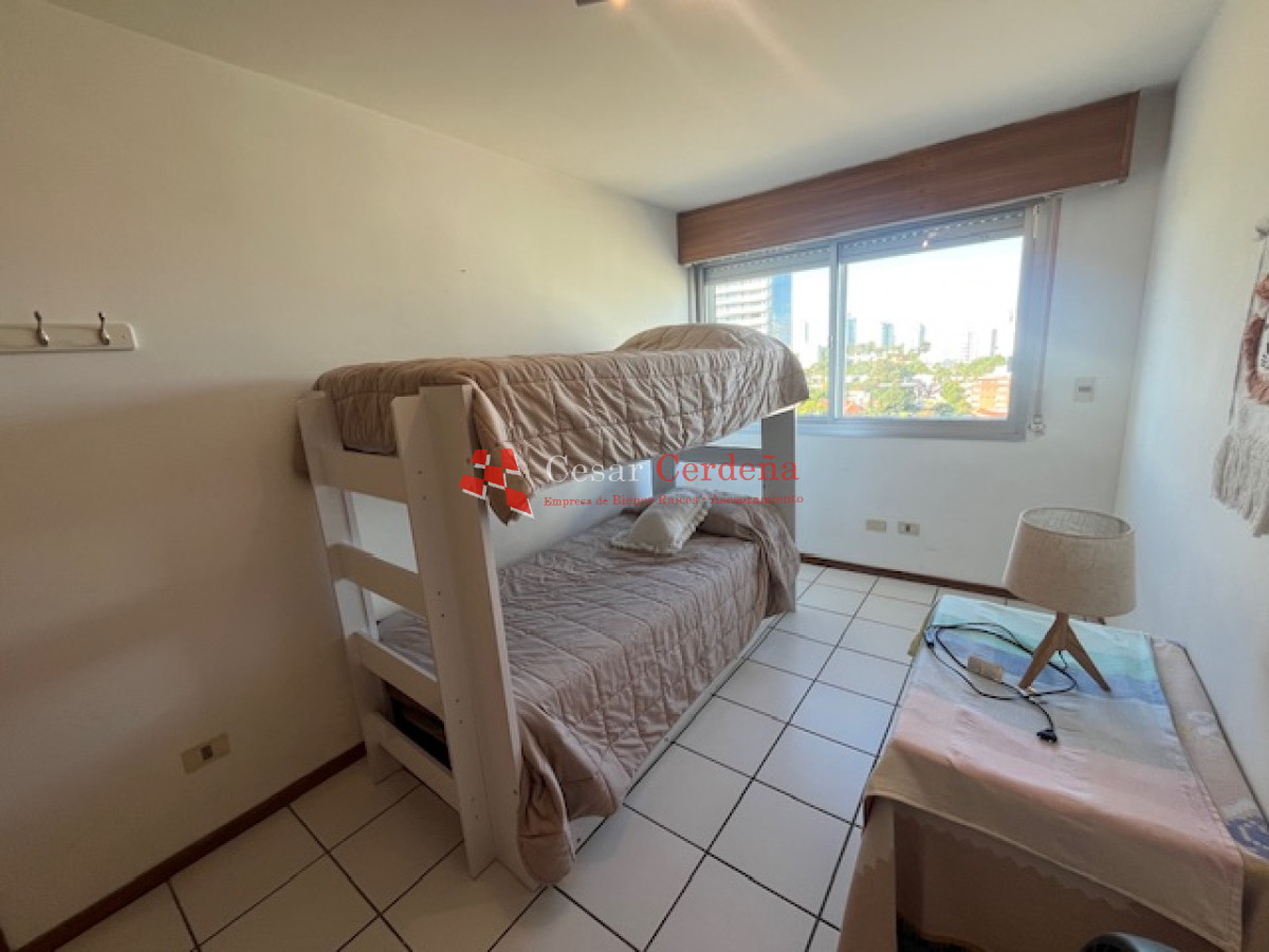 Apartamento ID.885 - VENTA - Apartamento en Mansa, DUPLEX 3 dormitorios + parrillero propio