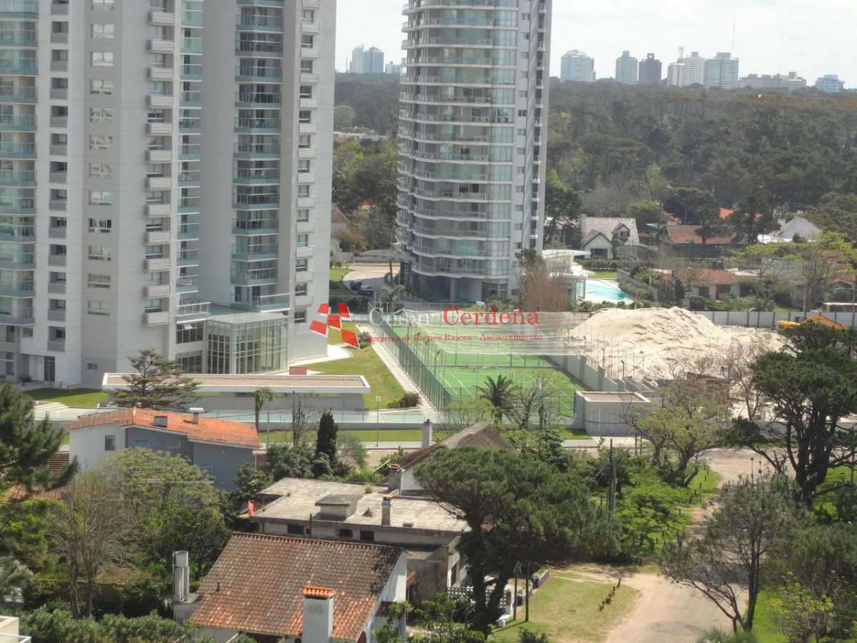 Apartamento ID.885 - VENTA - Apartamento en Mansa, DUPLEX 3 dormitorios + parrillero propio