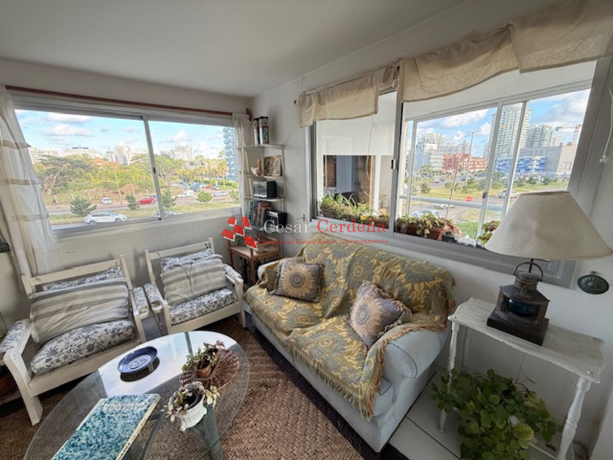 Apartamento ID.1963 - VENTA - Apartamento en Mansa, esquinero 3 dormitorios + parrillero propio