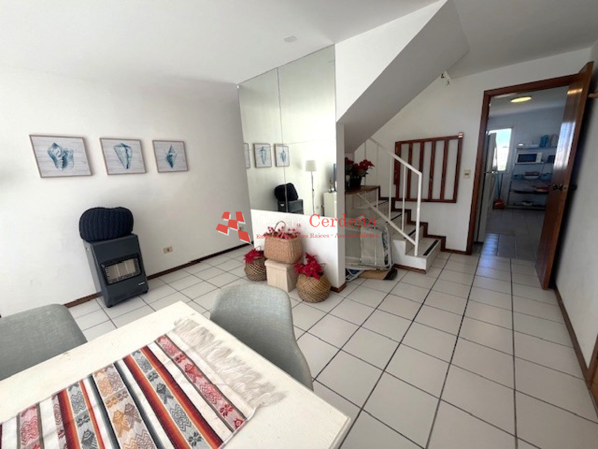 Apartamento ID.885 - VENTA - Apartamento en Mansa, DUPLEX 3 dormitorios + parrillero propio
