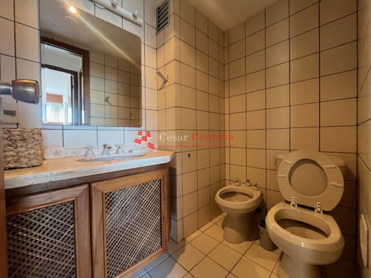 Apartamento ID.1924 - VENTA - Apartamento en Mansa, DUPLEX 2 dormitorios + parrillero propio