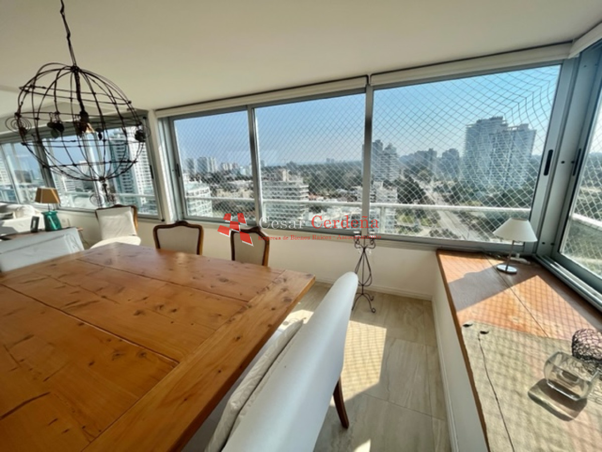 Apartamento ID.1697 - VENTA - Piso alto, gran planta, 3 dormitorios totalmente reciclado