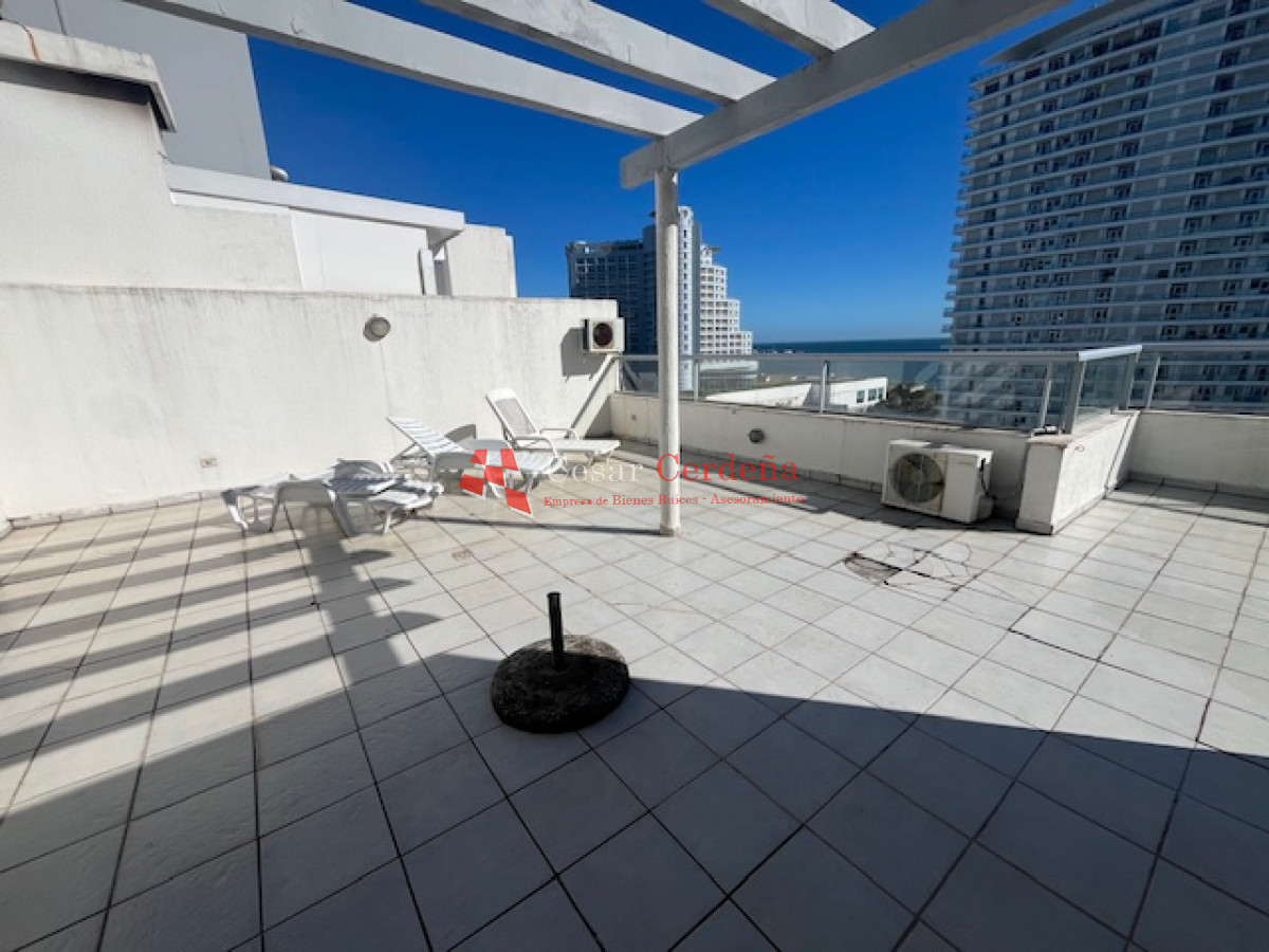 Apartamento ID.1924 - VENTA - Apartamento en Mansa, DUPLEX 2 dormitorios + parrillero propio