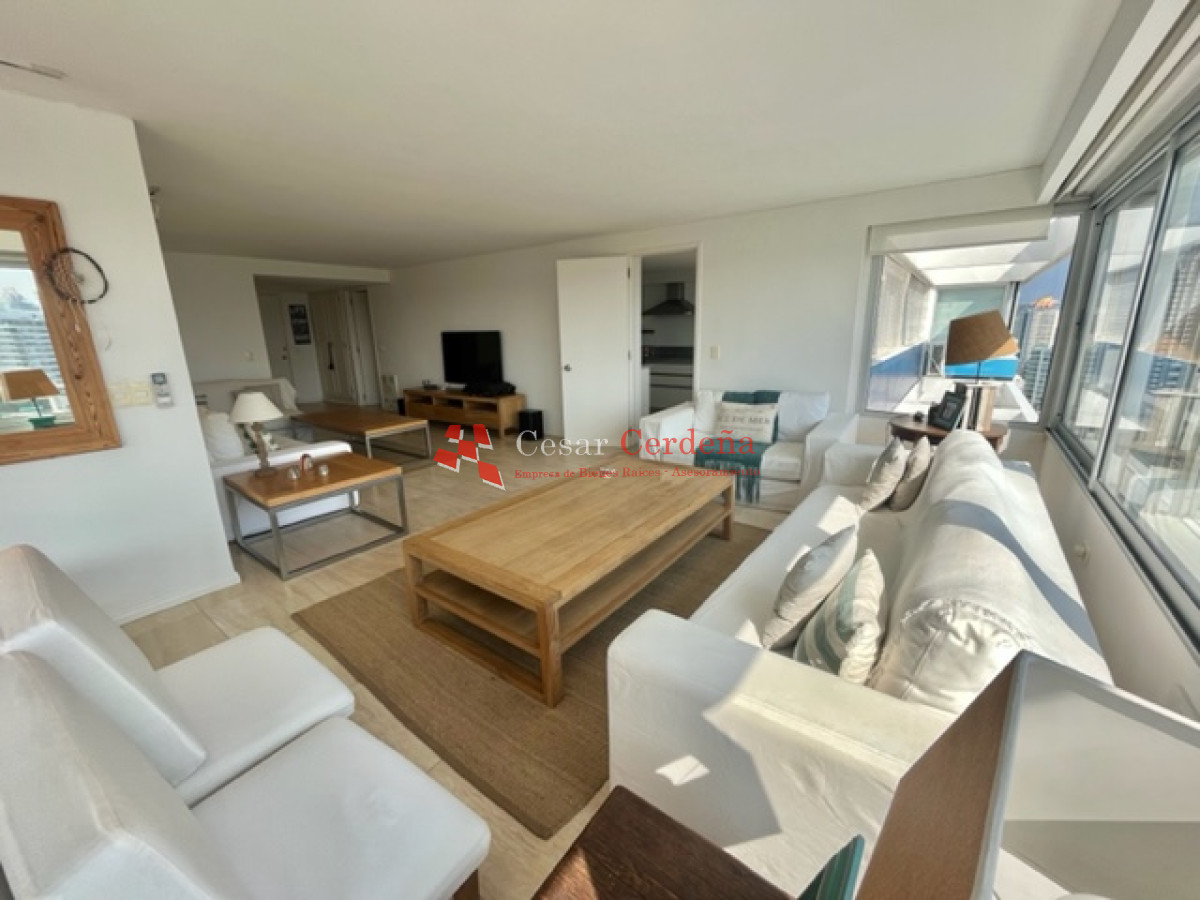 Apartamento ID.1697 - VENTA - Piso alto, gran planta, 3 dormitorios totalmente reciclado