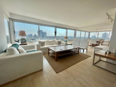 VENTA - Piso alto, gran planta, 3 dormitorios totalmente reciclado