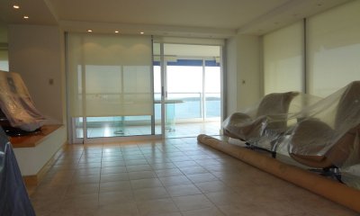 EXCELENTE Y LUJOSO APARTAMENTO EN VENTA - PRIMERA LINEA MANSA