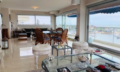VENTA - Exclusivo apartamento en venta - primera linea a los yates y la bahía de Punta del Este