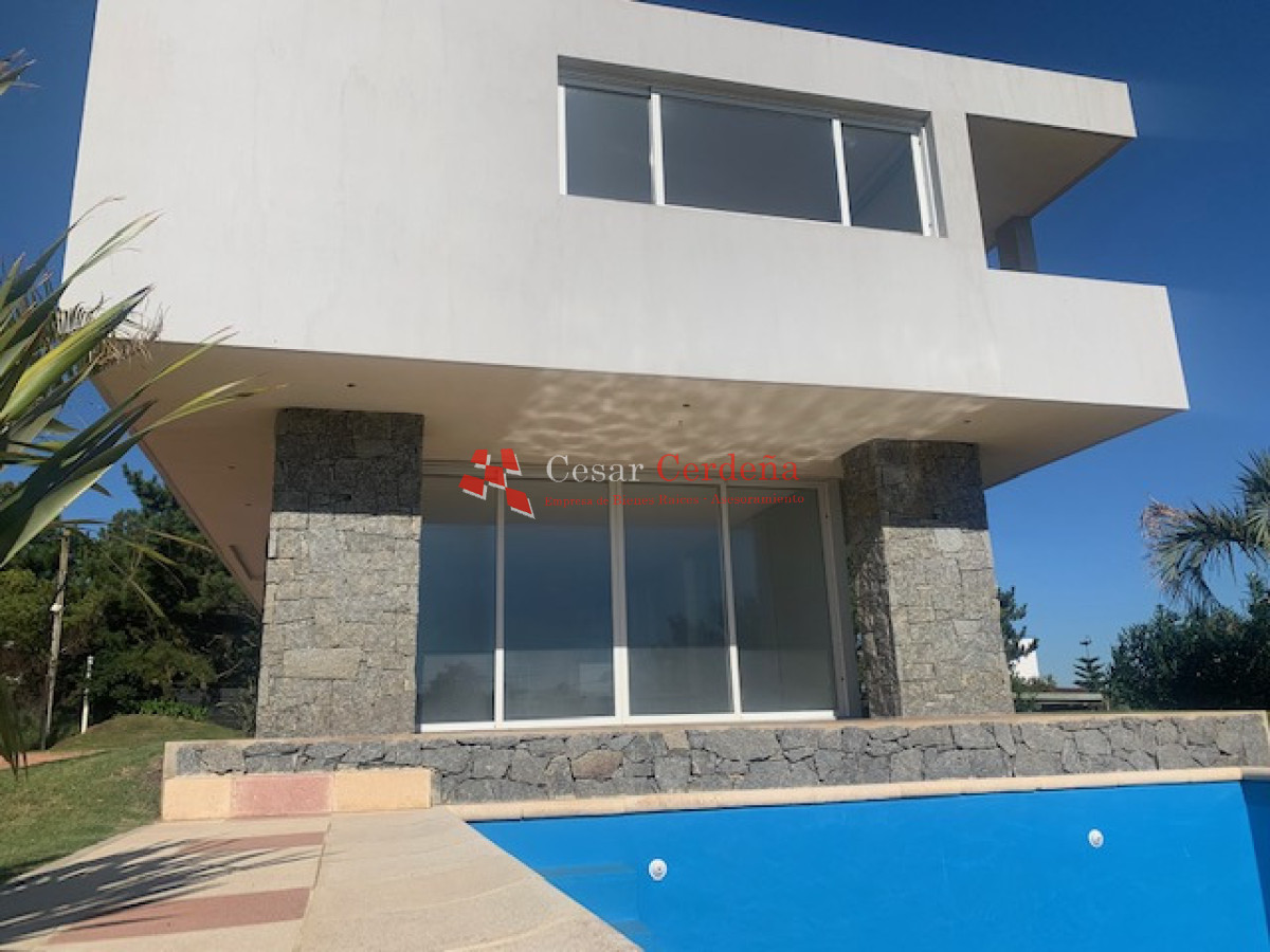 VENTA - EXCEPCIONAL CASA EN PORTEZUELO - CCB1975C