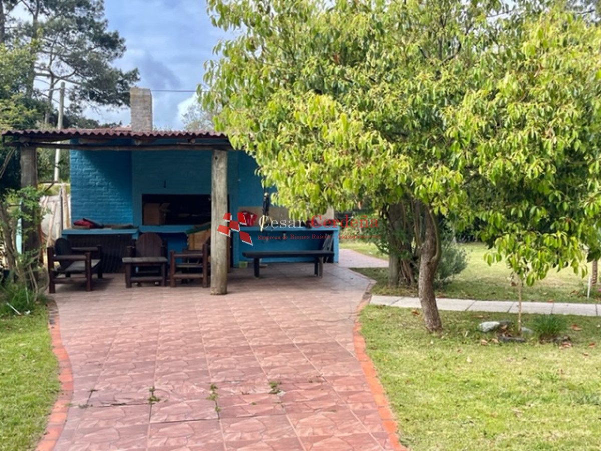 Casa ID.1716 - VENTA - Casa en zona de Tio Tom - 3 dormitorios