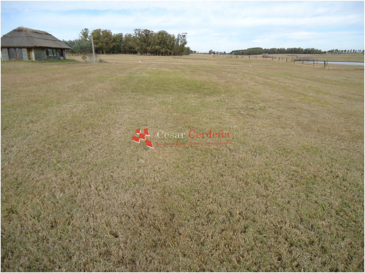 Terreno ID.1199 - LOTE EN VENTA EN BARRIO PRIVADO - 5.280 m2