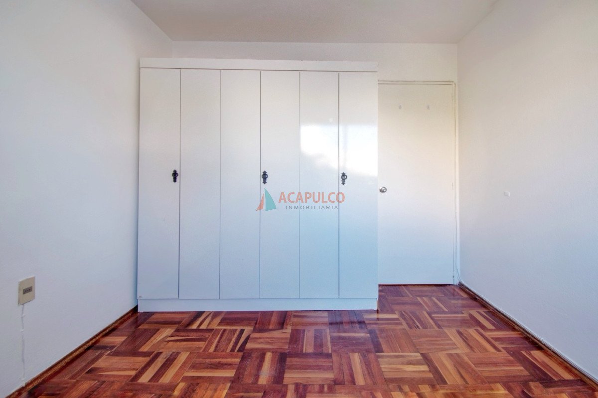 Apartamento Ref.1060 - Venta apartamento 2 dormitorio en excelente zona de Pocitos