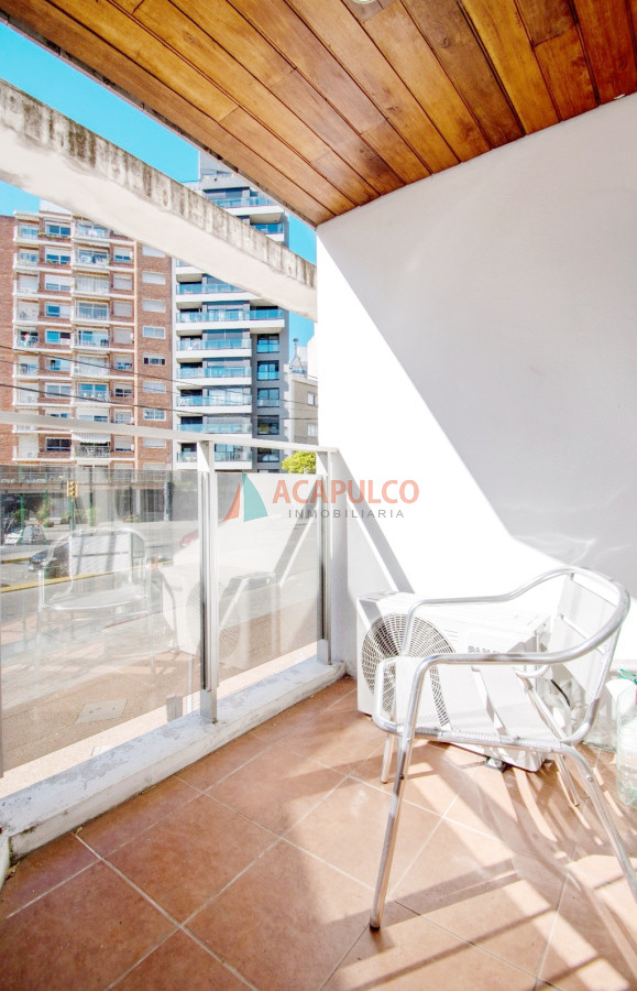 Apartamento Ref.1063 - Venta apartamento monoambiente en Punta Carretas, excelente ubicacion 