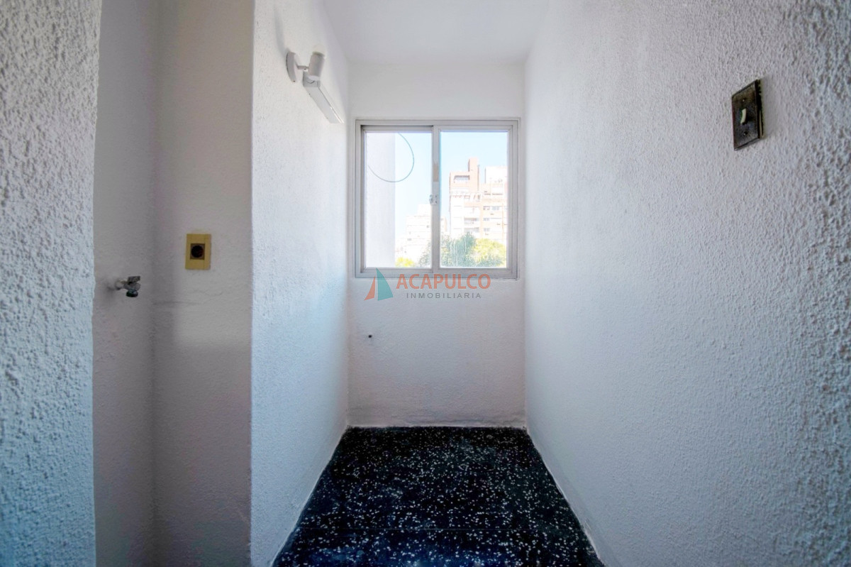 Apartamento Ref.1060 - Venta apartamento 2 dormitorio en excelente zona de Pocitos