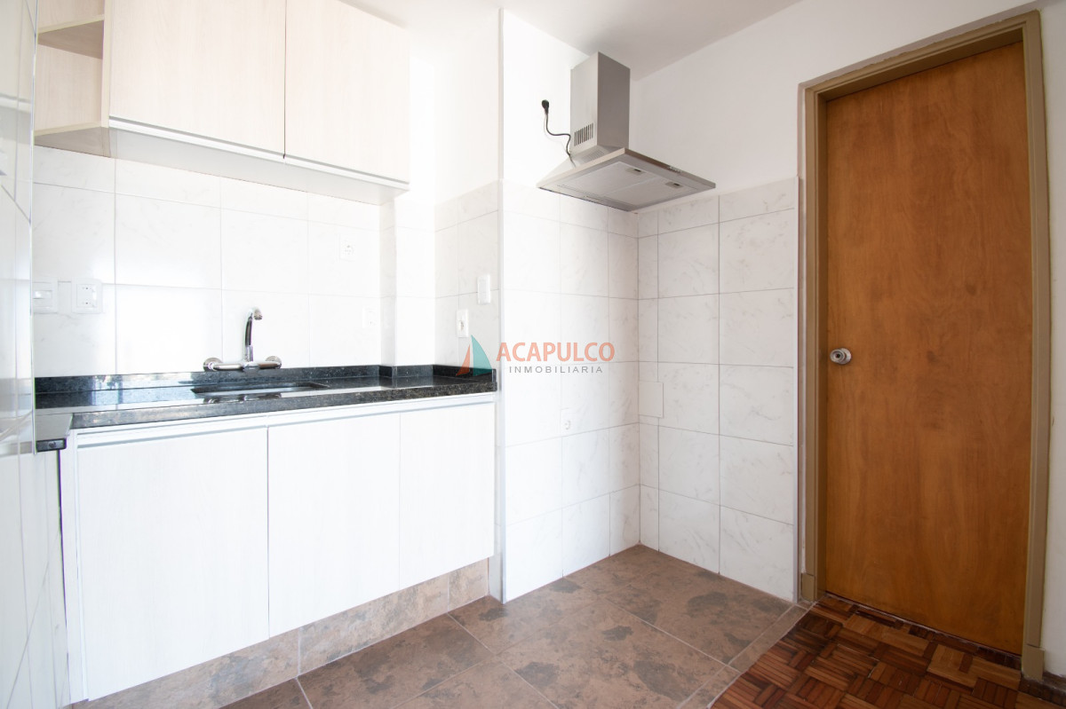 Apartamento Ref.1078/Alquiler-apartamento-1-dormitorio-terraza-Pocitos - Alquiler apartamento 1 dormitorio terraza Pocitos