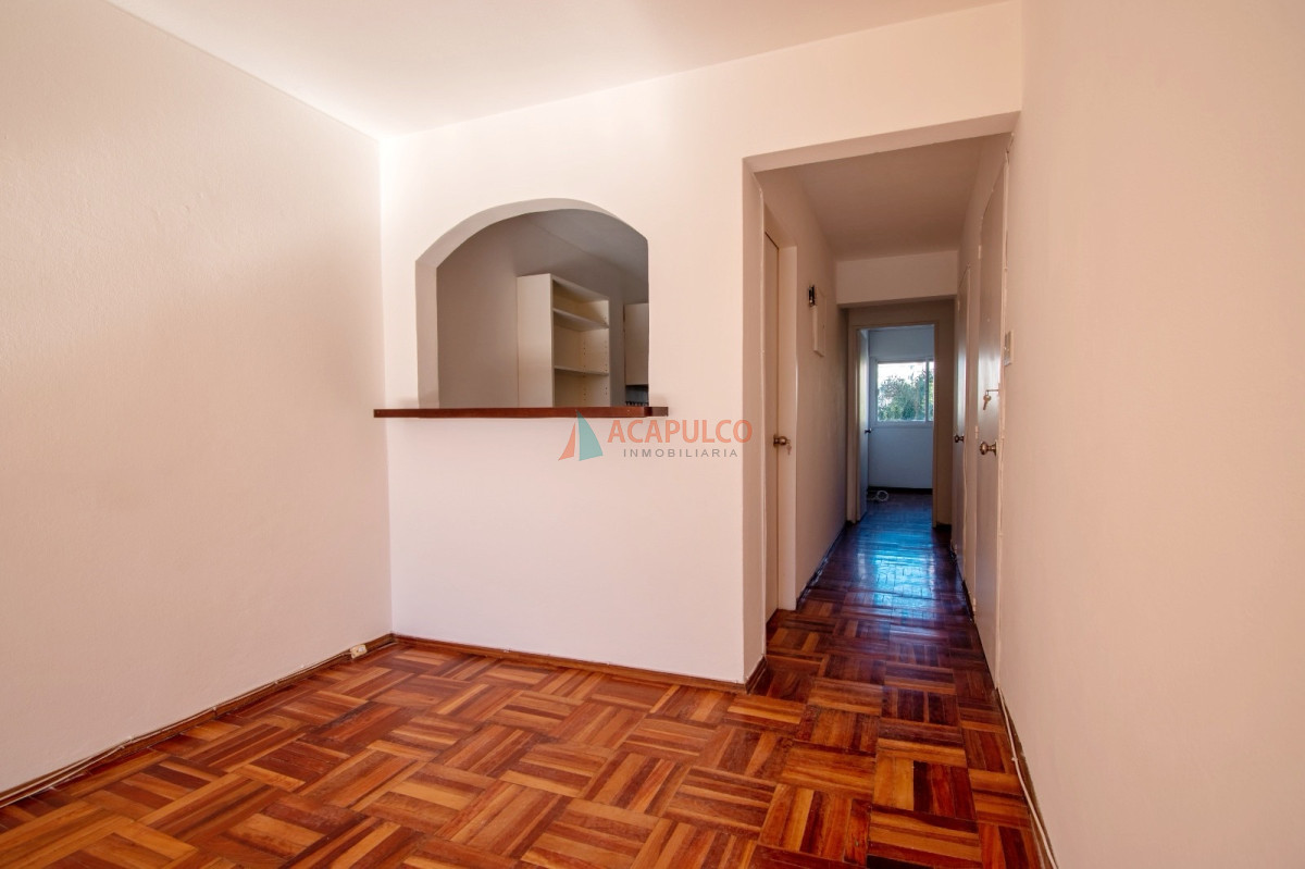 Apartamento Ref.1060 - Venta apartamento 2 dormitorio en excelente zona de Pocitos
