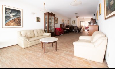 Venta de apartamento 4 dormitorio 3 baños y garage en Pocitos