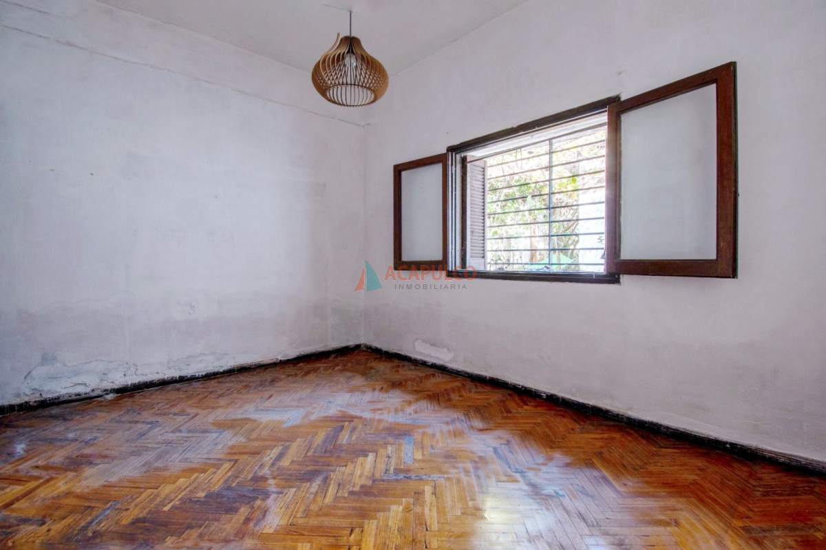 Casa Ref.1070 - Venta casa 3 dormitorios garaje Unión