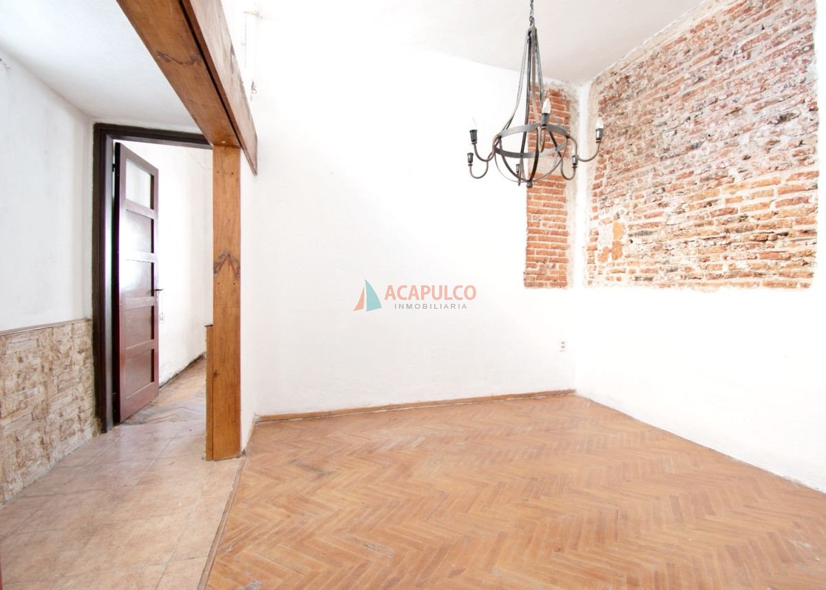 Casa Ref.1070 - Venta casa 3 dormitorios garaje Unión