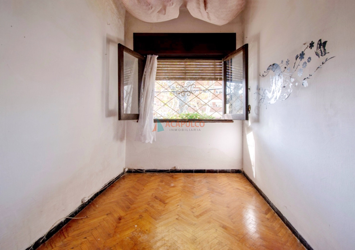 Casa Ref.1070 - Venta casa 3 dormitorios garaje Unión