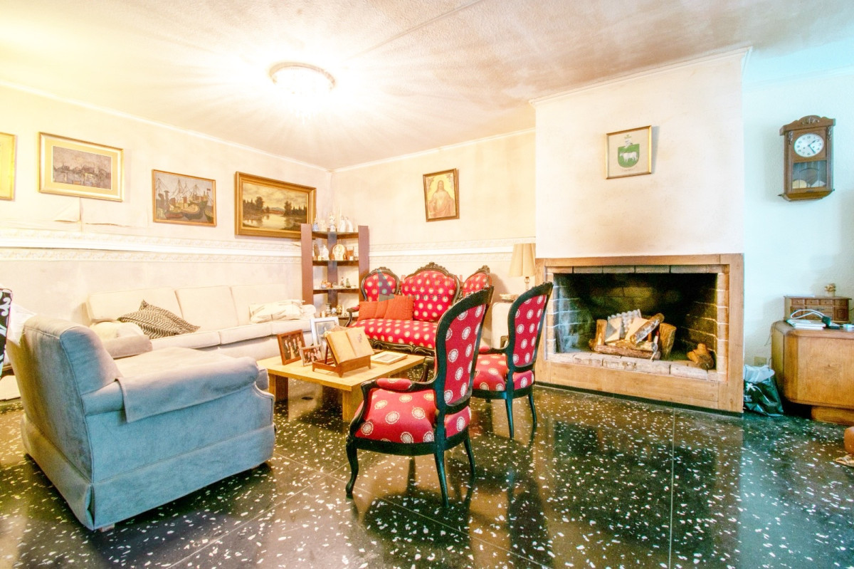 Casa Ref.1014 - Venta casa 3 dormitorios 4 baños, fondo en Pocitos, 2 cocheras 