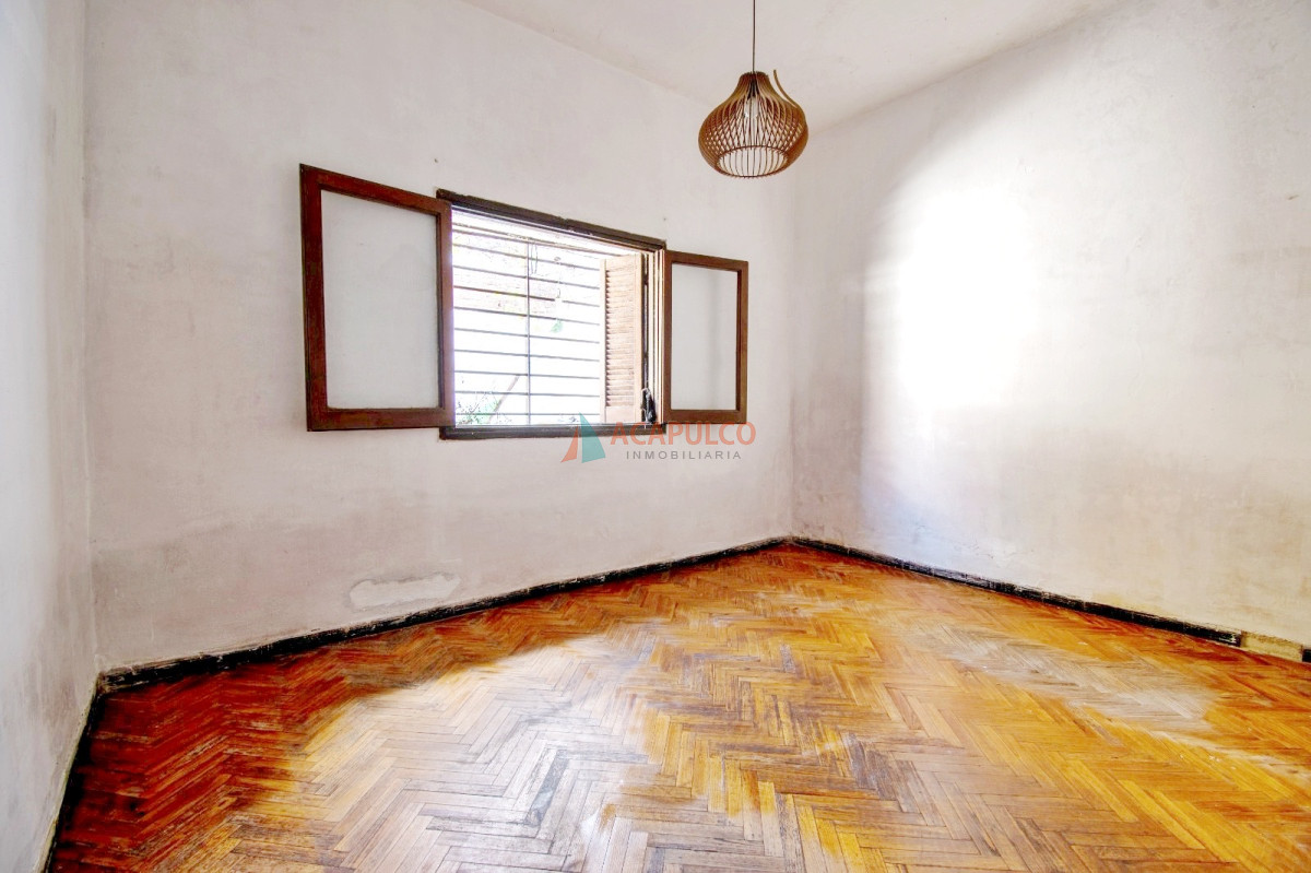 Casa Ref.1070 - Venta casa 3 dormitorios garaje Unión