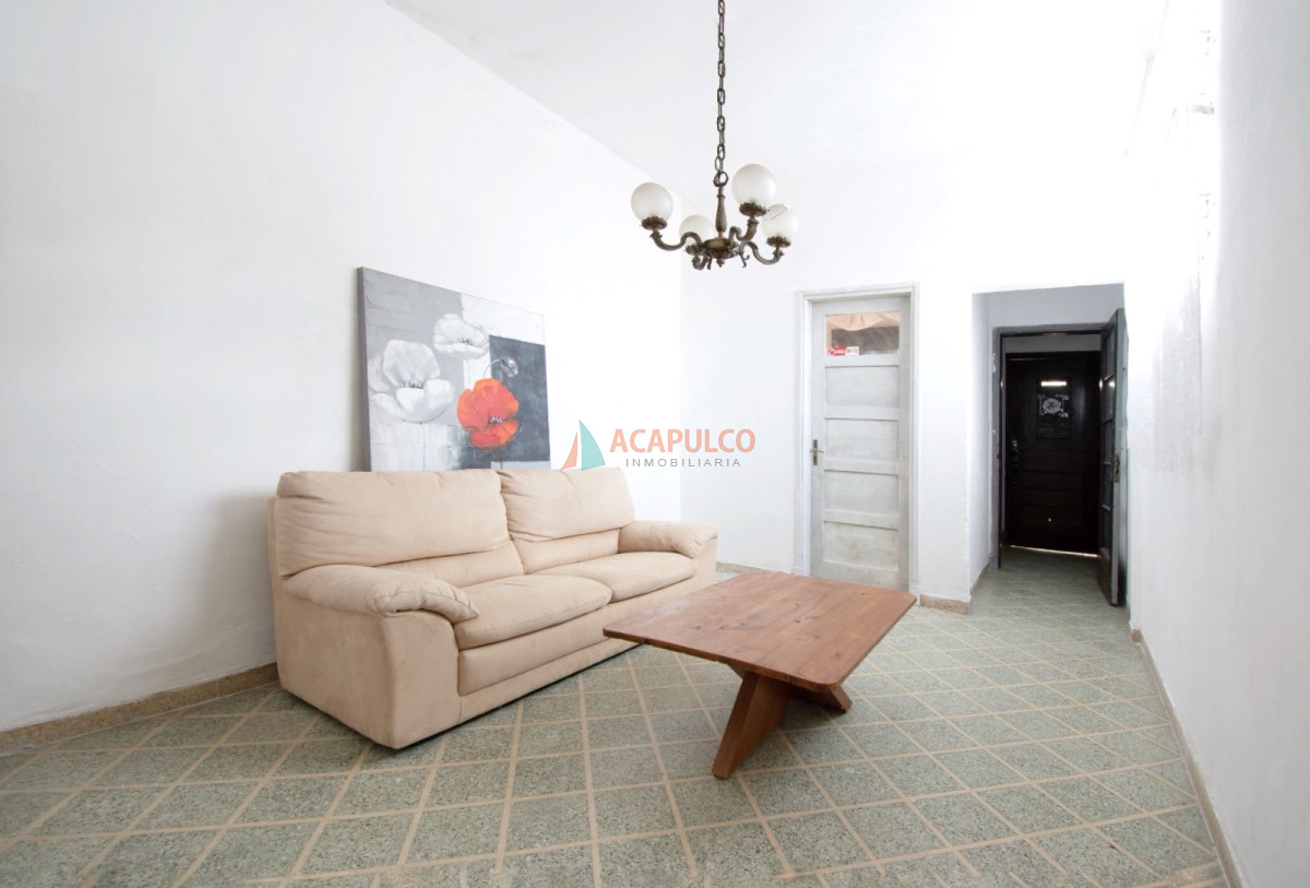 Casa Ref.1070 - Venta casa 3 dormitorios garaje Unión