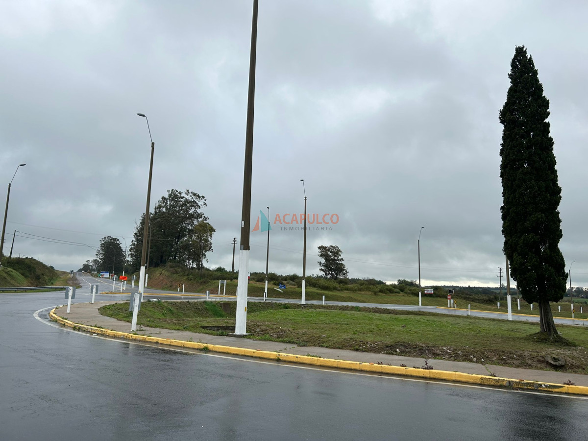 Chacra Ref.961 - Venta terreno en intersección Ruta 1 y Ruta 54 
