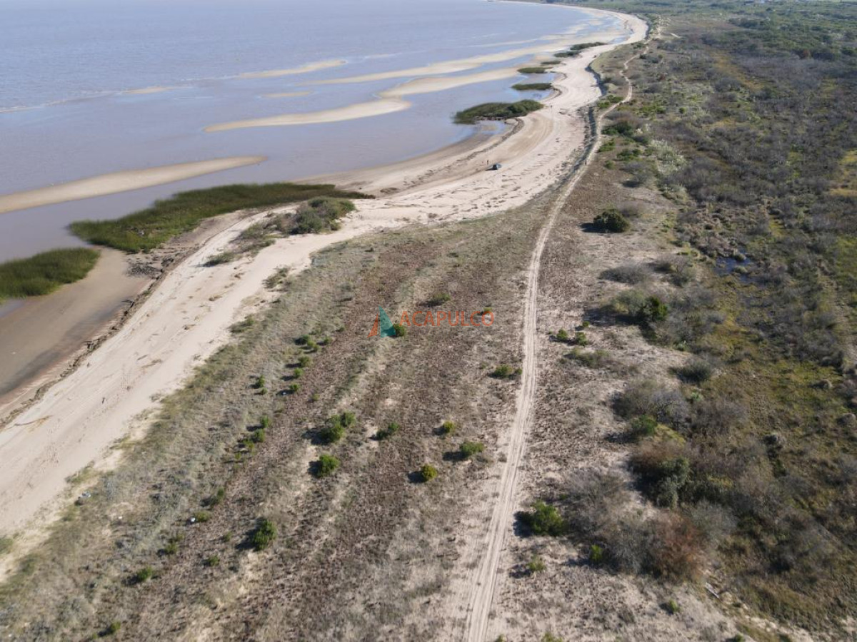 Chacra Ref.868 - Venta Chacra 5 hectáreas en Juan Lacaze, con playa propia! 