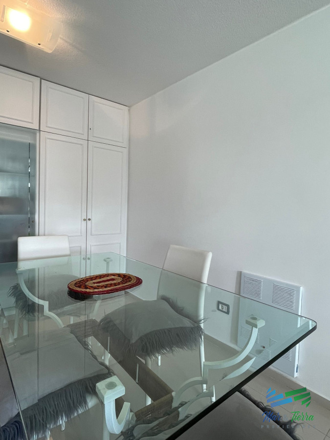 Apartamento ID.5832 - Oportunidad Venta apartamento de 1 dormitorio en Punta del Este