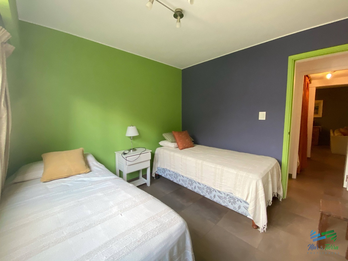 Apartamento ID.3444 - Venta de Apartamento 2 dormitorios en Playa Mansa, Punta del Este.