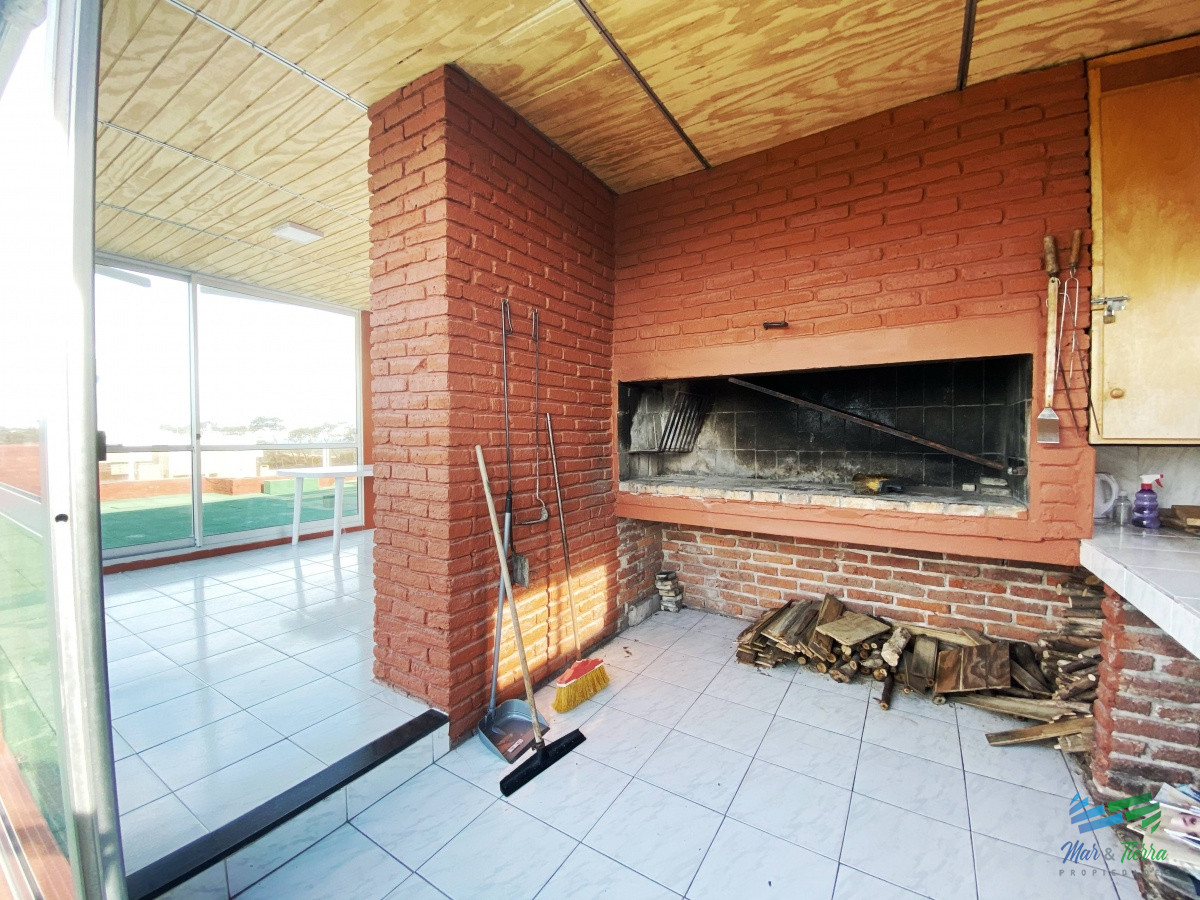 Apartamento ID.3444 - Venta de Apartamento 2 dormitorios en Playa Mansa, Punta del Este.