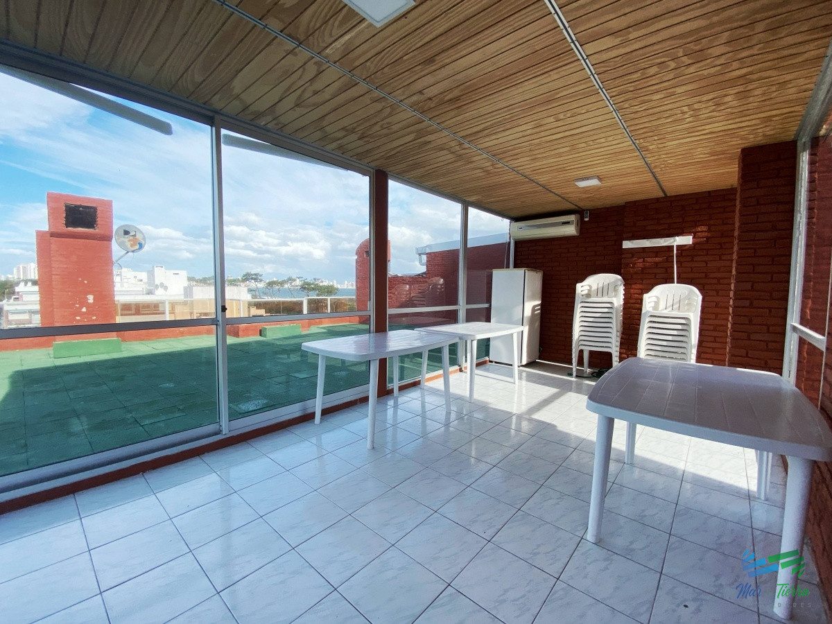 Apartamento ID.3444 - Venta de Apartamento 2 dormitorios en Playa Mansa, Punta del Este.