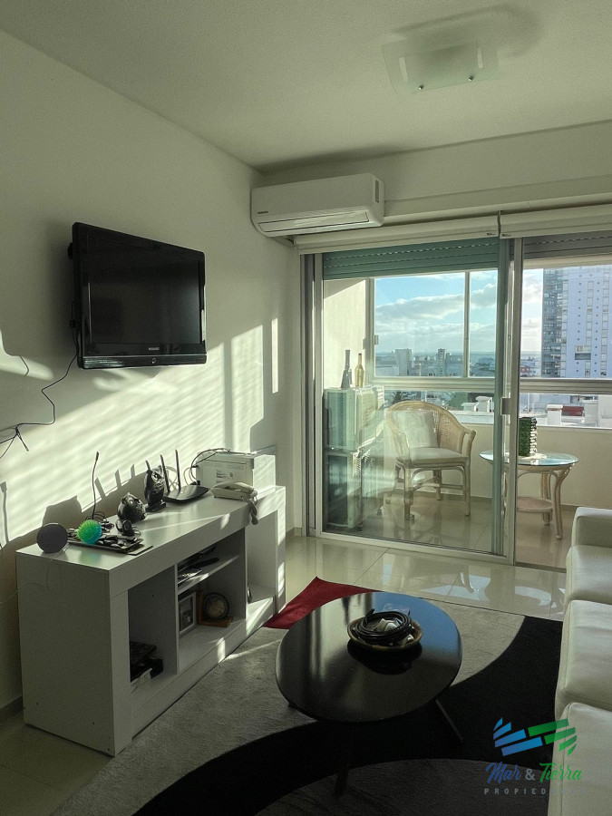 Apartamento ID.5832 - Oportunidad Venta apartamento de 1 dormitorio en Punta del Este