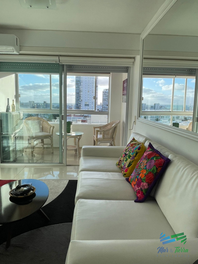 Apartamento ID.5832 - Oportunidad Venta apartamento de 1 dormitorio en Punta del Este