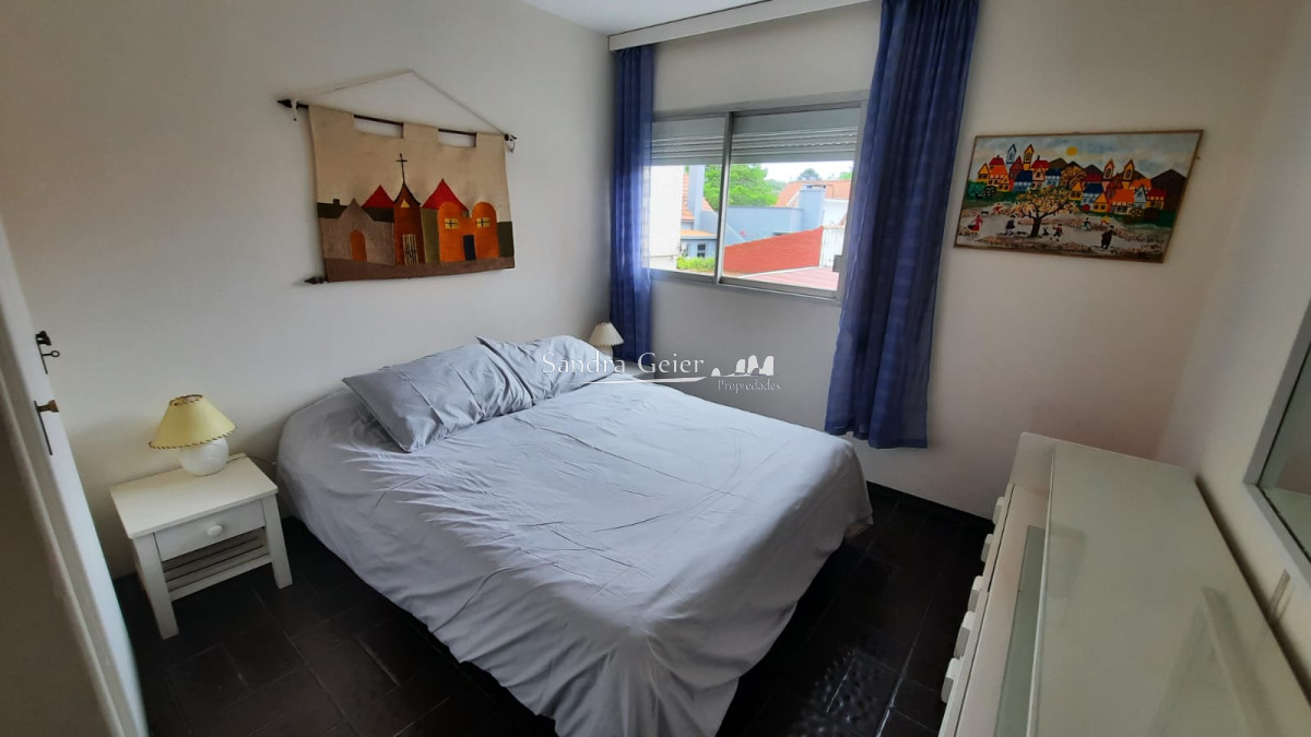 Apartamento ID.41108 - Venta de apartamento de dos dormitorios en Playa Mansa, Punta del Este, Uruguay 